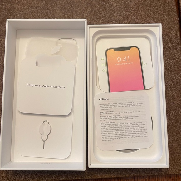 iPhone 11 Box Only - Picture 4 of 4